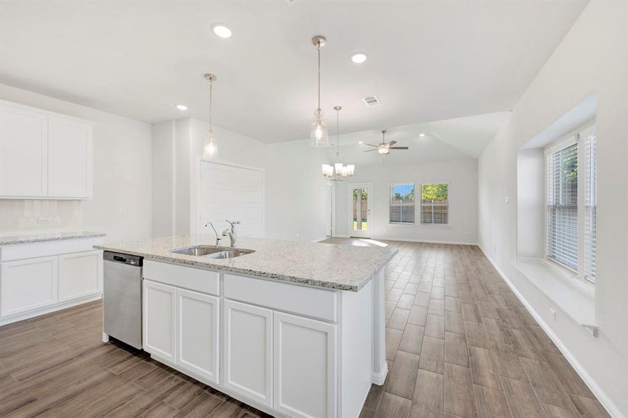 Furnished interior view inside a new home in Elevon, Lavon (Image 6).