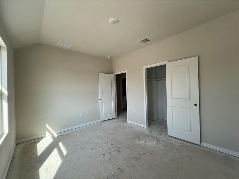 In-progress construction of a new home in Rolling Glen, Hutto, TX (Image 30).