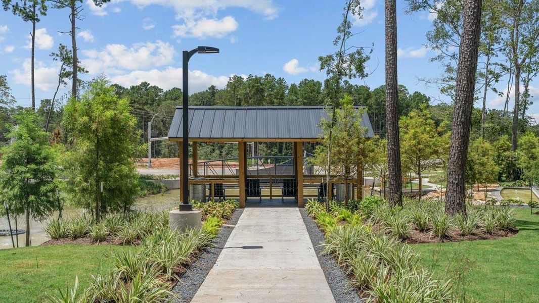 Front exterior of a new home in Silverthorne, Conroe, TX, highlighting curb appeal (Image 11). Front exterior of a new home in Silverthorne, Conroe, TX, highlighting curb appeal (Image 11).
