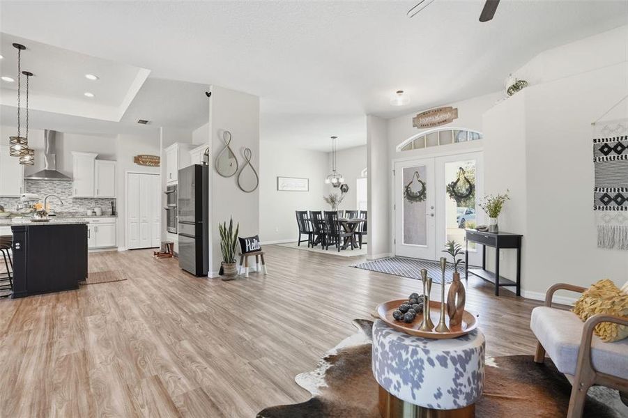 Furnished interior view inside a new home in , Weeki Wachee (Image 19).