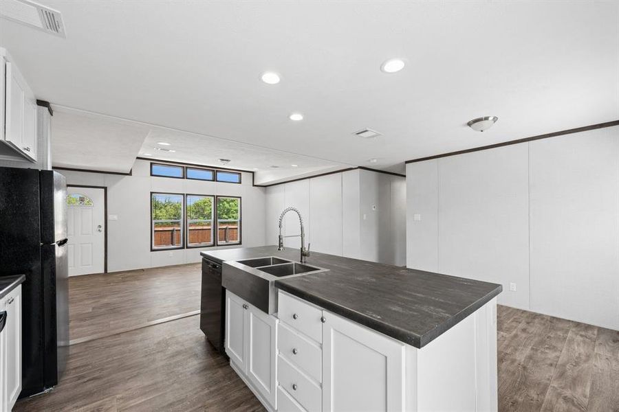 Furnished interior view inside a new home in , Granbury (Image 9).