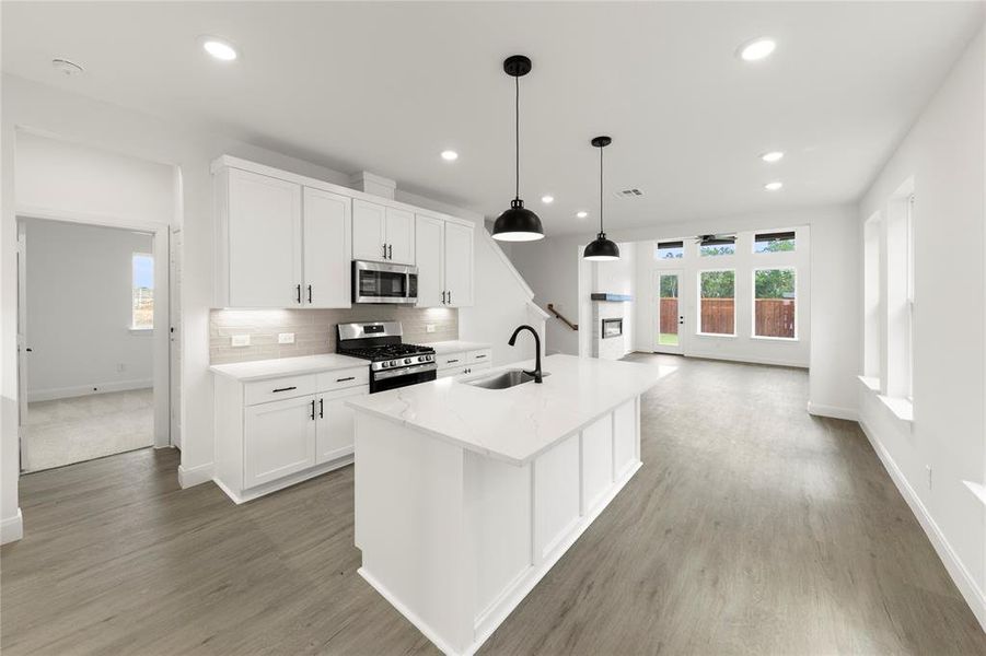 09. 2256 Aspen Chase - Kitchen (3) 09. 2256 Aspen Chase - Kitchen (3)