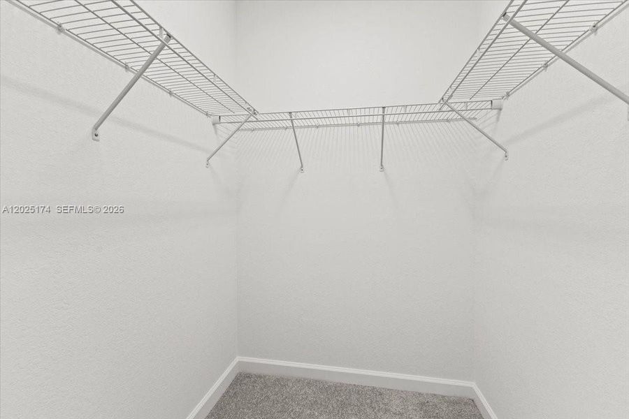 Spacious, unfurnished interior of a new home in , Homestead (Image 27).