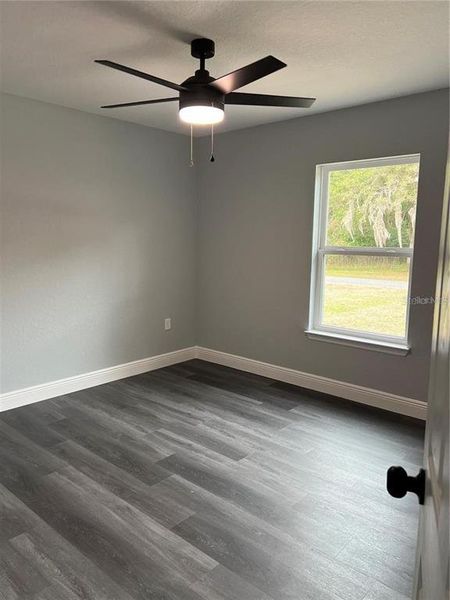 Spacious, unfurnished interior of a new home in , Belleview (Image 13).