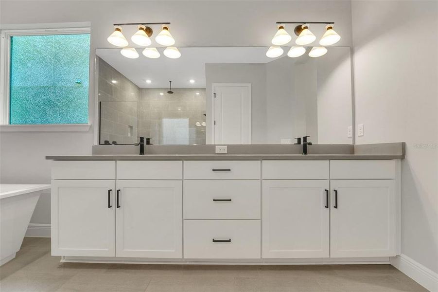 Furnished interior view inside a new home in Palms at Windermere, Windermere (Image 10).