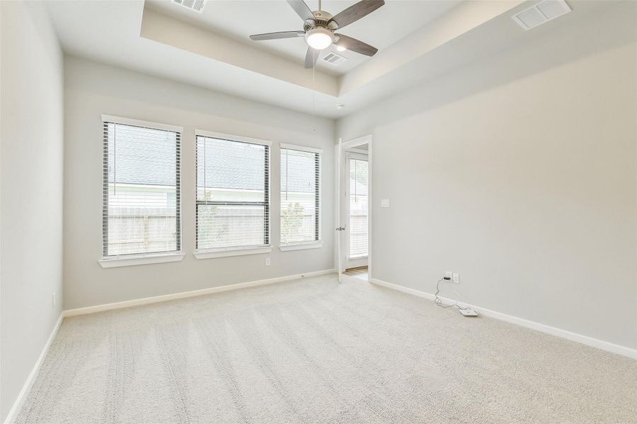 Spacious, unfurnished interior of a new home in Summer Place 35', Montgomery (Image 32). Spacious, unfurnished interior of a new home in Summer Place 35', Montgomery (Image 32).