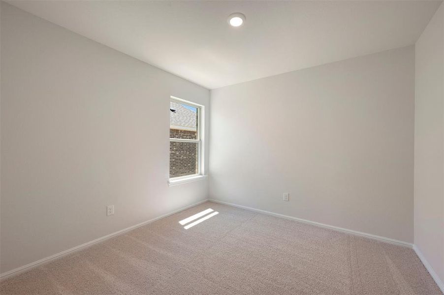 Spacious, unfurnished interior of a new home in Tarrytown, Crowley (Image 35).