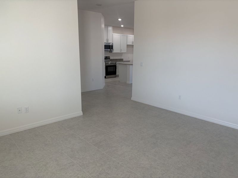 Spacious, unfurnished interior of a new home in Burnt Store Village, Punta Gorda (Image 14).