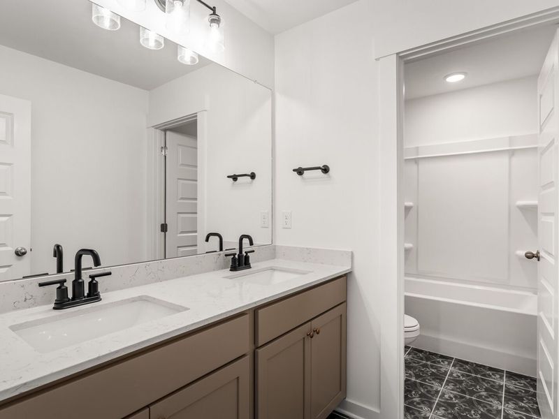 Furnished interior view inside a new home in Woods Crossing, Gallatin (Image 16).