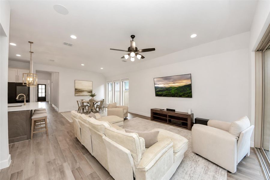 Furnished interior view inside a new home in , Magnolia (Image 6).