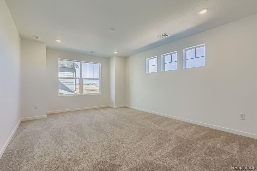 Spacious, unfurnished interior of a new home in , Thornton (Image 8).