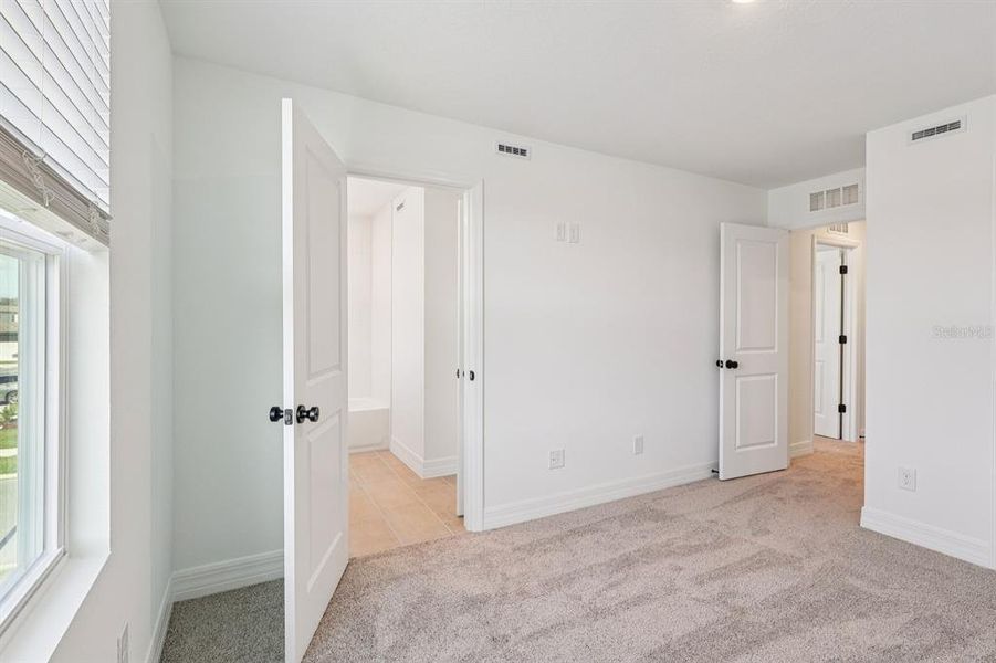 Spacious, unfurnished interior of a new home in , Winter Garden (Image 36). Spacious, unfurnished interior of a new home in , Winter Garden (Image 36).