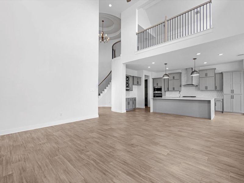 Representative image. Features, specifications, selections and colors may vary. Representative image. Features, specifications, selections and colors may vary.