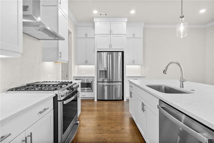 Furnished interior view inside a new home in Palisades, Cumming (Image 6).