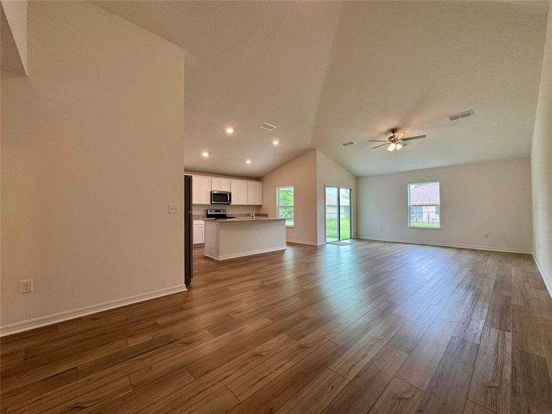 Spacious, unfurnished interior of a new home in Palm Coast, Palm Coast (Image 20).
