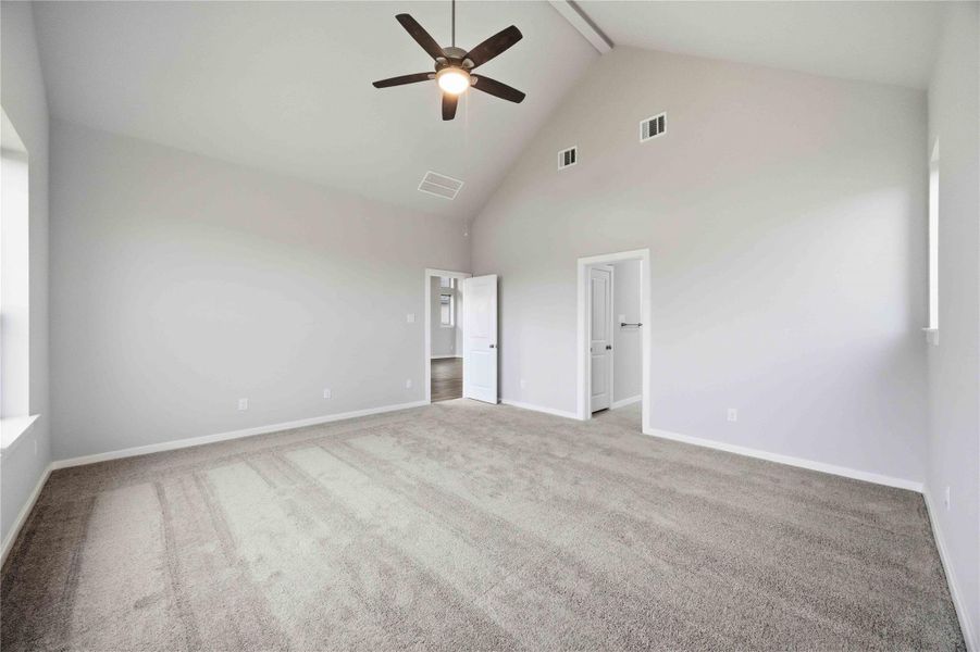 Spacious, unfurnished interior of a new home in Lago Mar  50'  &  55', Texas City (Image 28).