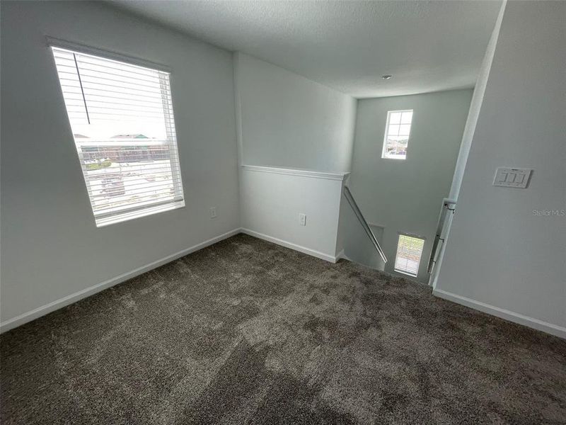 Spacious, unfurnished interior of a new home in Lawson Dunes, Haines City (Image 21).