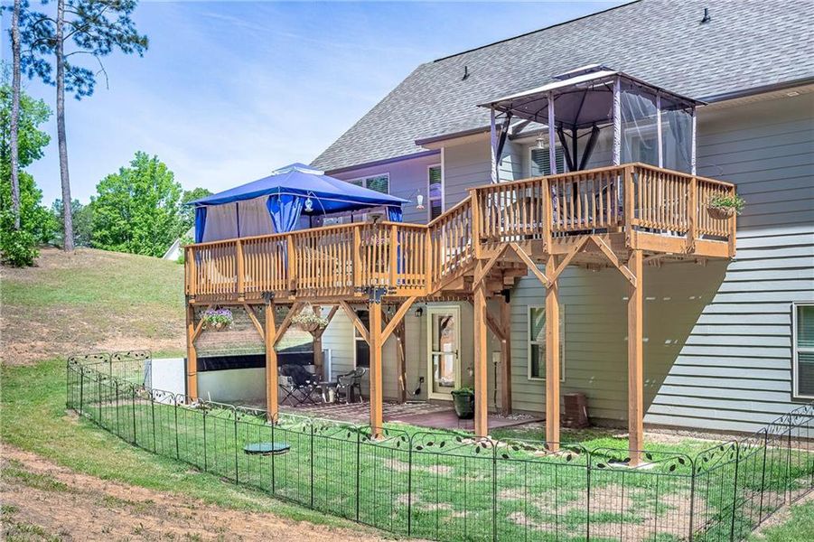 Exterior details and patio area of a home in , Villa Rica (Image 20). Exterior details and patio area of a home in , Villa Rica (Image 20).