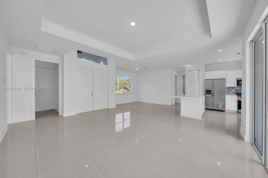 Spacious, unfurnished interior of a new home in , Lehigh Acres (Image 13). Spacious, unfurnished interior of a new home in , Lehigh Acres (Image 13).