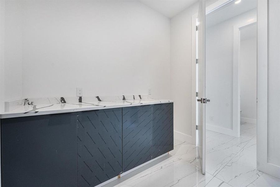 Image 31 of a home in .