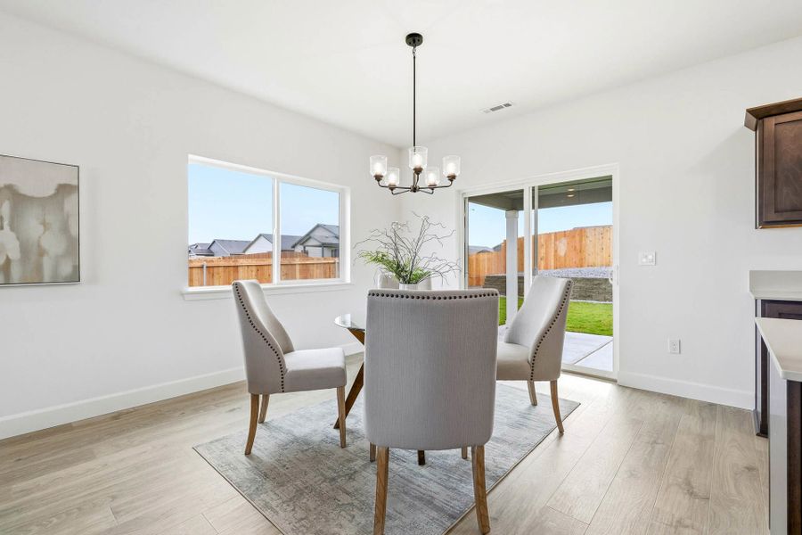 Representative furnished interior of a home built from the Metolius by MonteVista Homes in Rosengarth Estates, Bend (Image 13). Representative furnished interior of a home built from the Metolius by MonteVista Homes in Rosengarth Estates, Bend (Image 13).