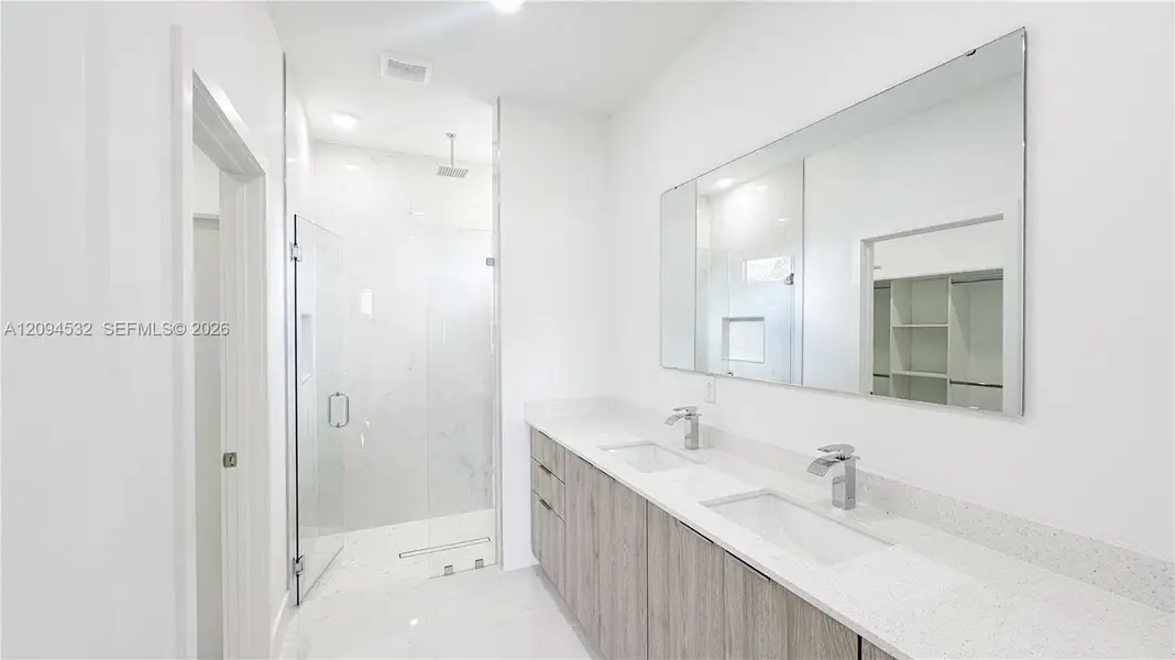 Furnished interior view inside a new home in , Lehigh Acres (Image 10).