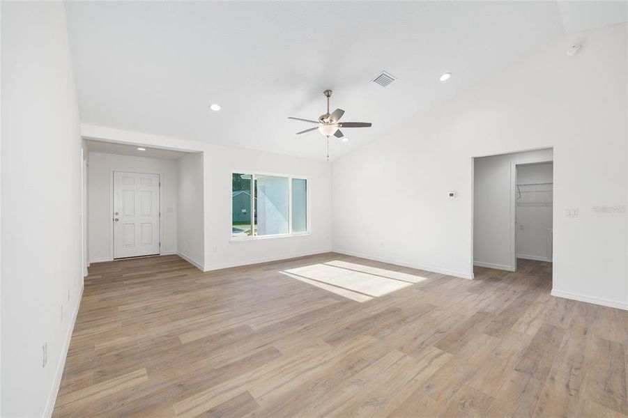 Spacious, unfurnished interior of a new home in , Ocala (Image 91).