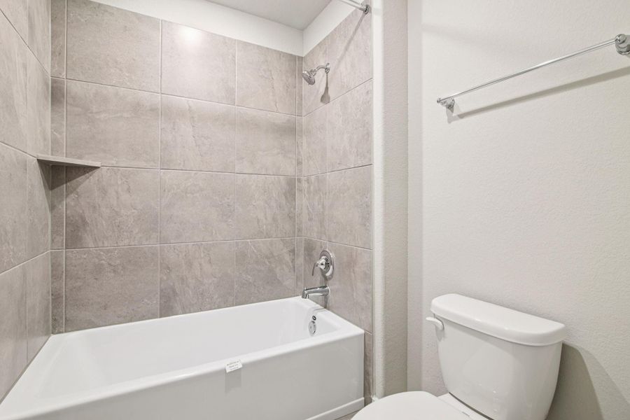 Furnished interior view inside a new home in Pine Lake Cove - Premier Series, Montgomery (Image 5). Furnished interior view inside a new home in Pine Lake Cove - Premier Series, Montgomery (Image 5).