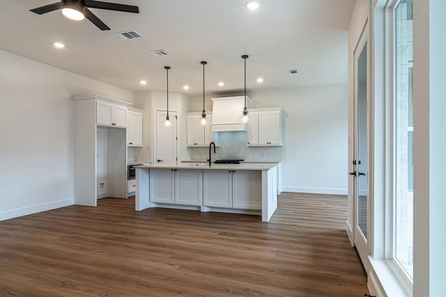 Furnished interior view inside a new home in , Heath (Image 14).