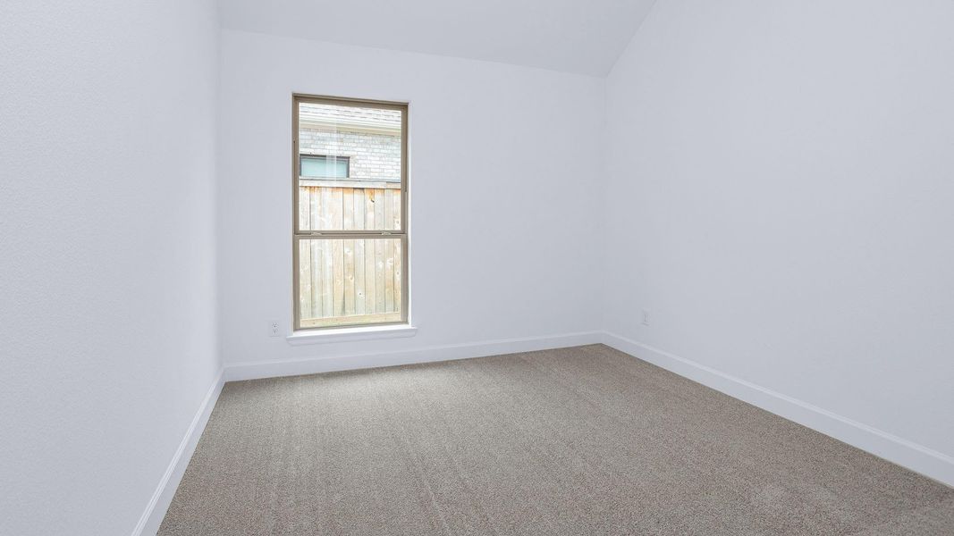 Spacious, unfurnished interior of a new home in Kresston, Montgomery (Image 9).