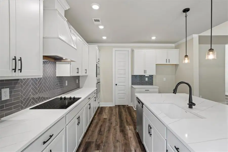 Furnished interior view inside a new home in , Mansfield (Image 11).