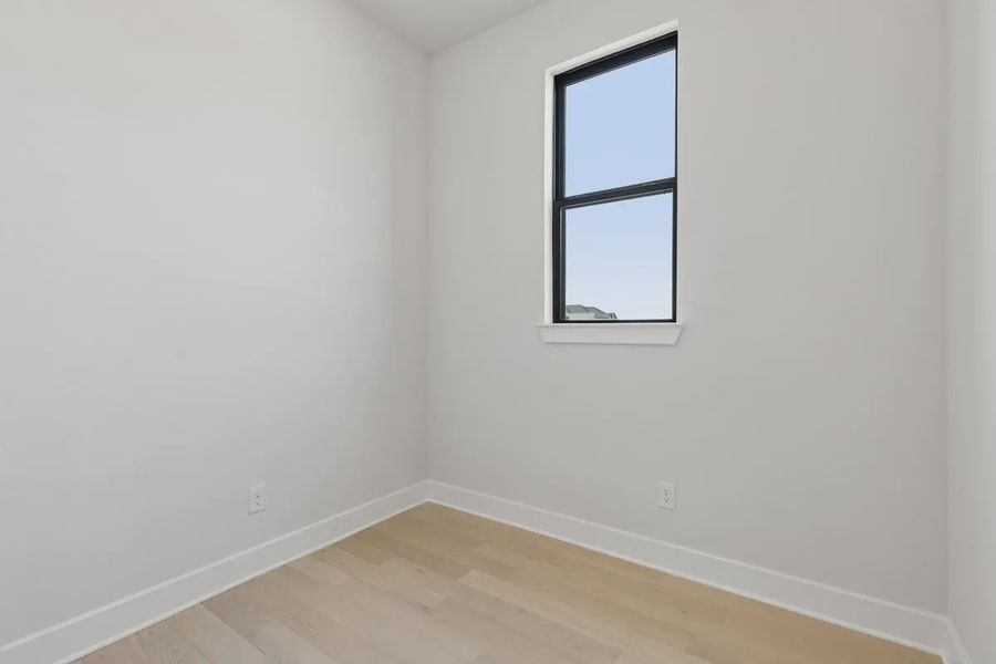 Spacious, unfurnished interior of a new home in The Grove Frisco, Frisco (Image 22). Spacious, unfurnished interior of a new home in The Grove Frisco, Frisco (Image 22).