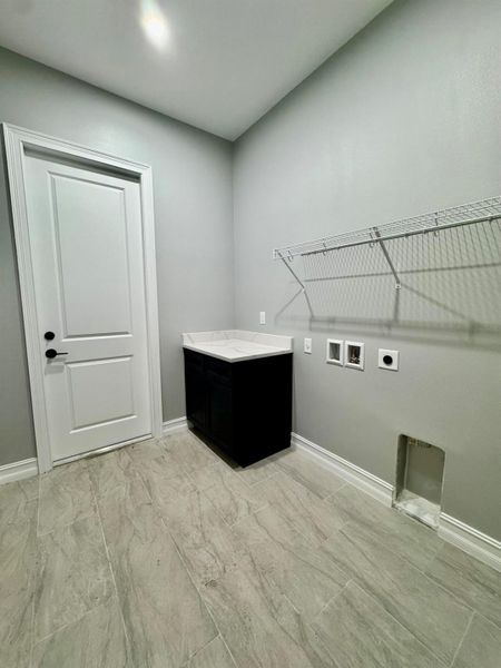 Furnished interior view inside a new home in , Okeechobee (Image 16).