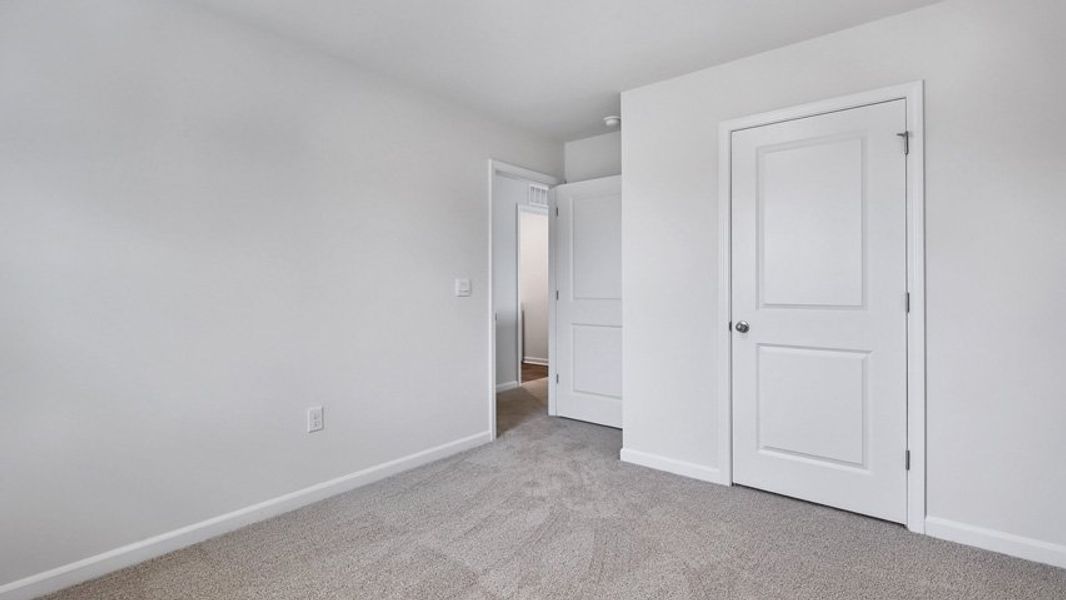 Spacious, unfurnished interior of a new home in Wilson's Ridge, Wilson's Mills (Image 28).