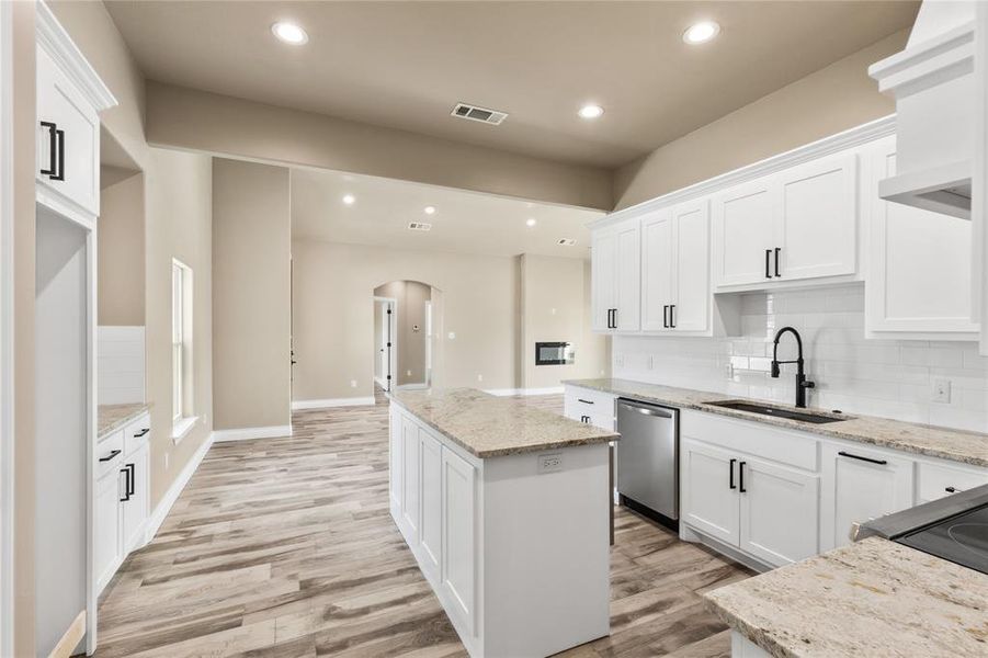 Furnished interior view inside a new home in , Granbury (Image 5).