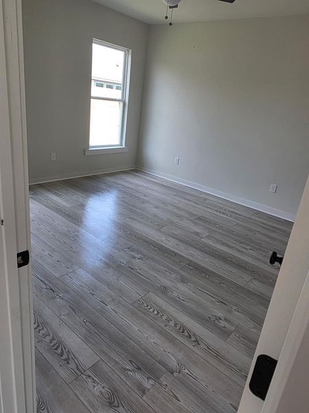 Spacious, unfurnished interior of a new home in Aldeana, Bonney (Image 6).