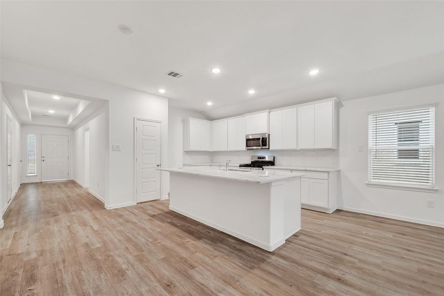 Furnished interior view inside a new home in Rollingbrook Estates, Baytown (Image 7).