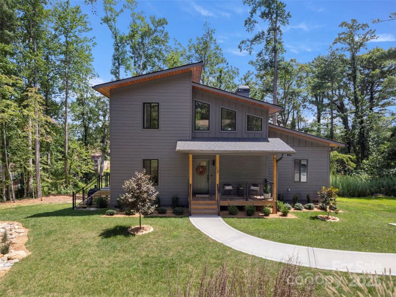 Modern luxury awaits!