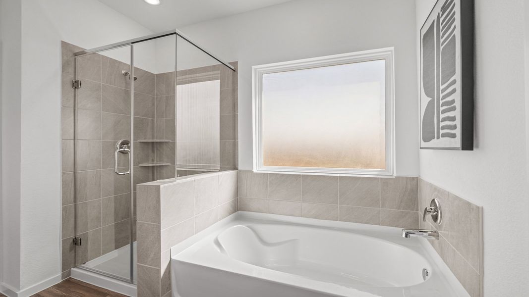 Representative furnished interior of a home built from the Rosemont by D.R. Horton in Sunterra Lakes, Brookshire (Image 30).