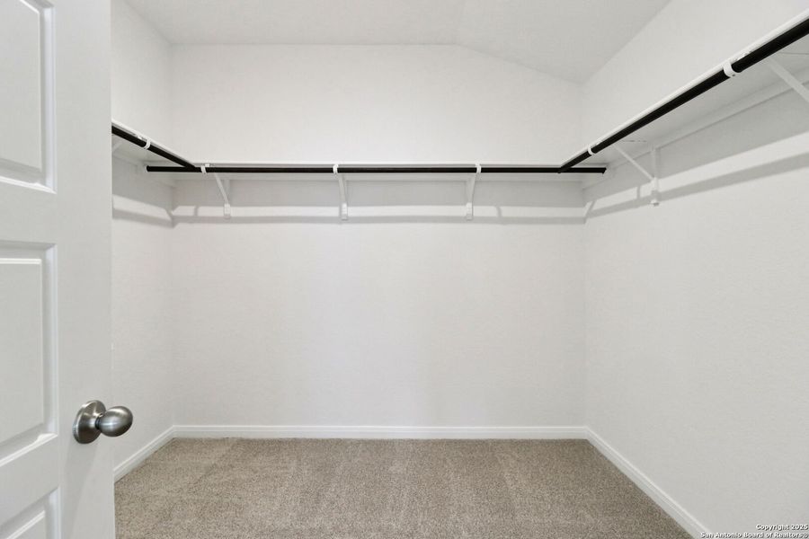 Spacious, unfurnished interior of a new home in Royal Crest, San Antonio (Image 30). Spacious, unfurnished interior of a new home in Royal Crest, San Antonio (Image 30).