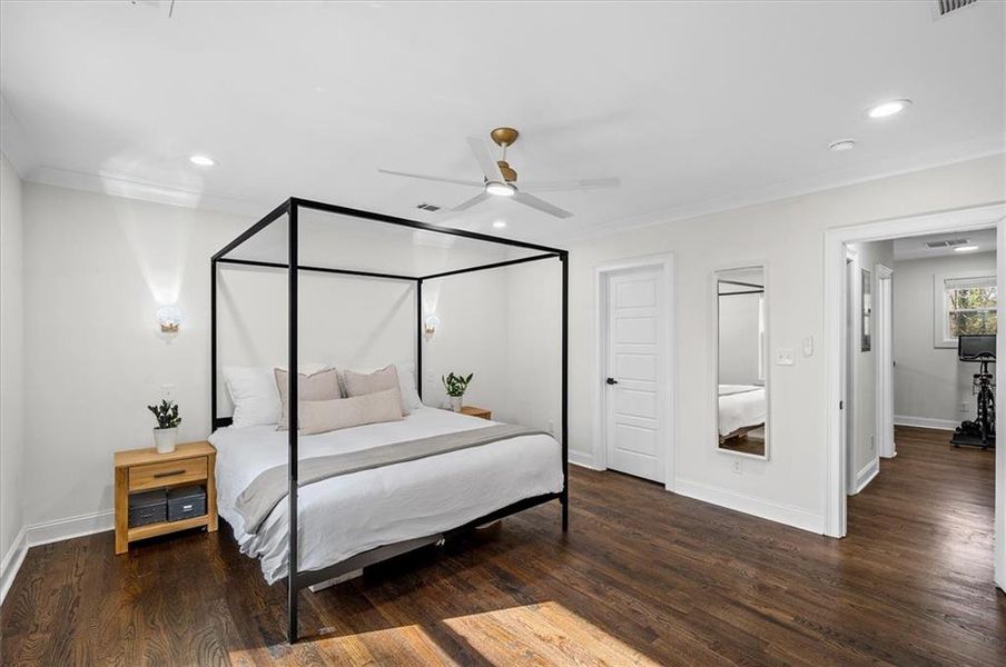 Furnished interior view inside a new home in , Scottdale (Image 42).