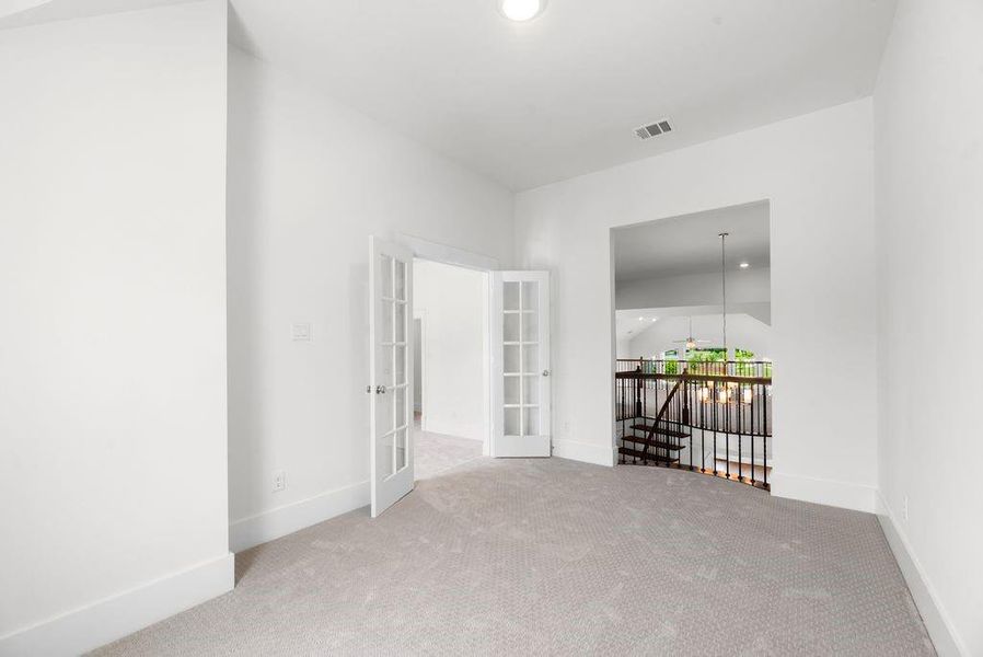 Spacious, unfurnished interior of a new home in Silverleaf Estates in Frisco, Frisco (Image 31).