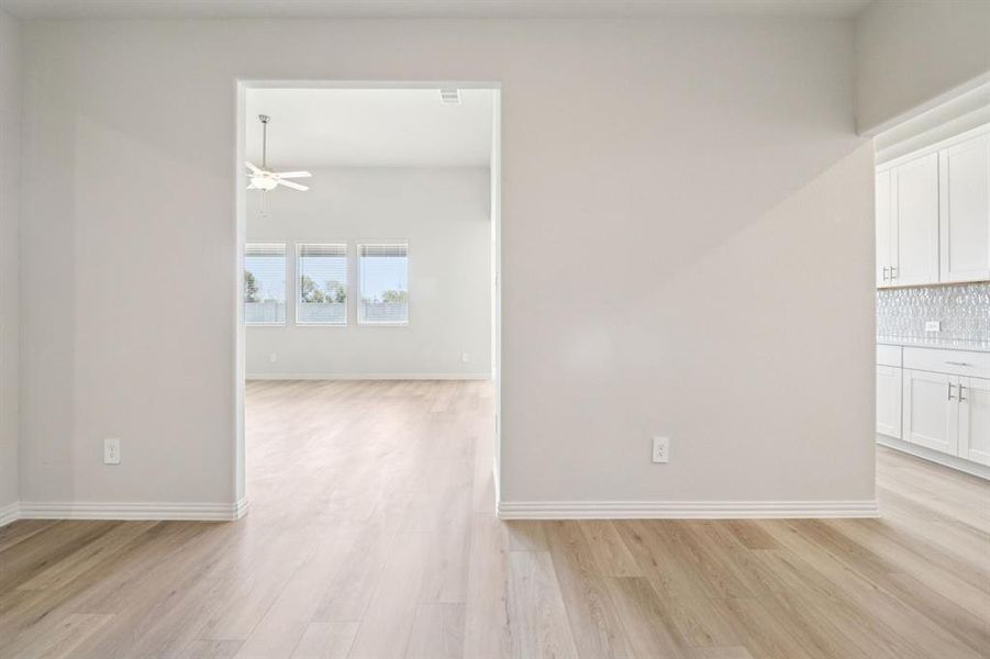 Spacious, unfurnished interior of a new home in Lakehaven - Premier Series, Farmersville (Image 27).