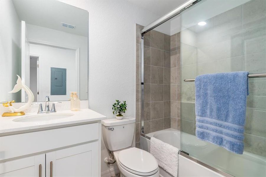 Furnished interior view inside a new home in , Venice (Image 10).