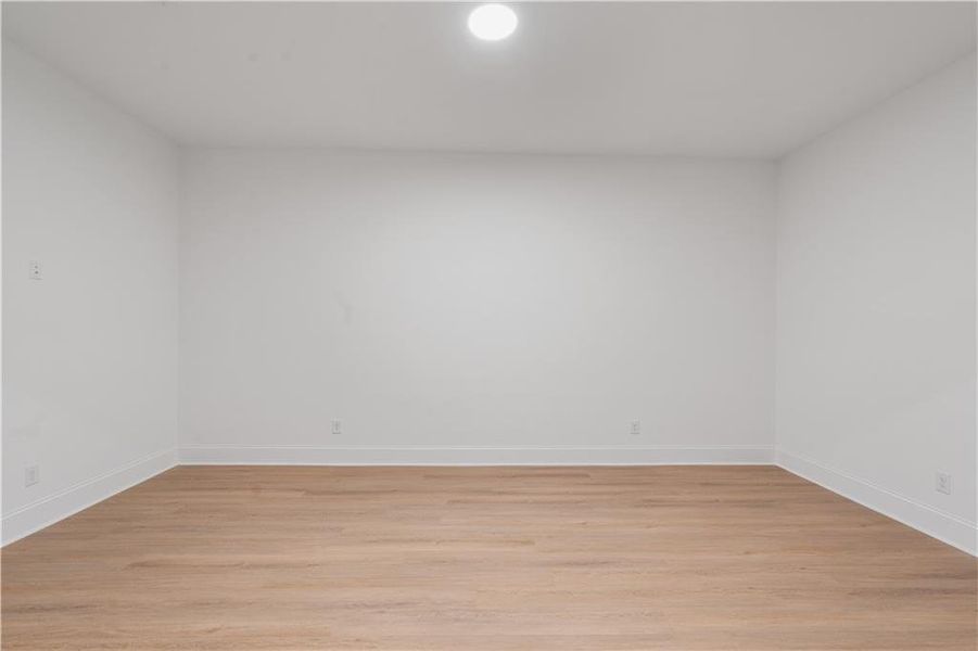 Spacious, unfurnished interior of a new home in Waterside Single Family, Peachtree Corners (Image 60). Spacious, unfurnished interior of a new home in Waterside Single Family, Peachtree Corners (Image 60).