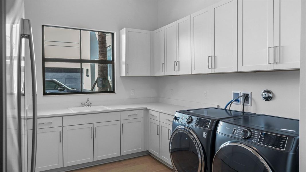 Furnished interior view inside a new home in , Palm Beach Gardens (Image 6).