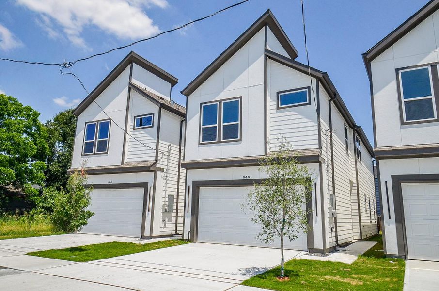 Front exterior of a new home in , Houston, TX, highlighting curb appeal (Image 2). Front exterior of a new home in , Houston, TX, highlighting curb appeal (Image 2).
