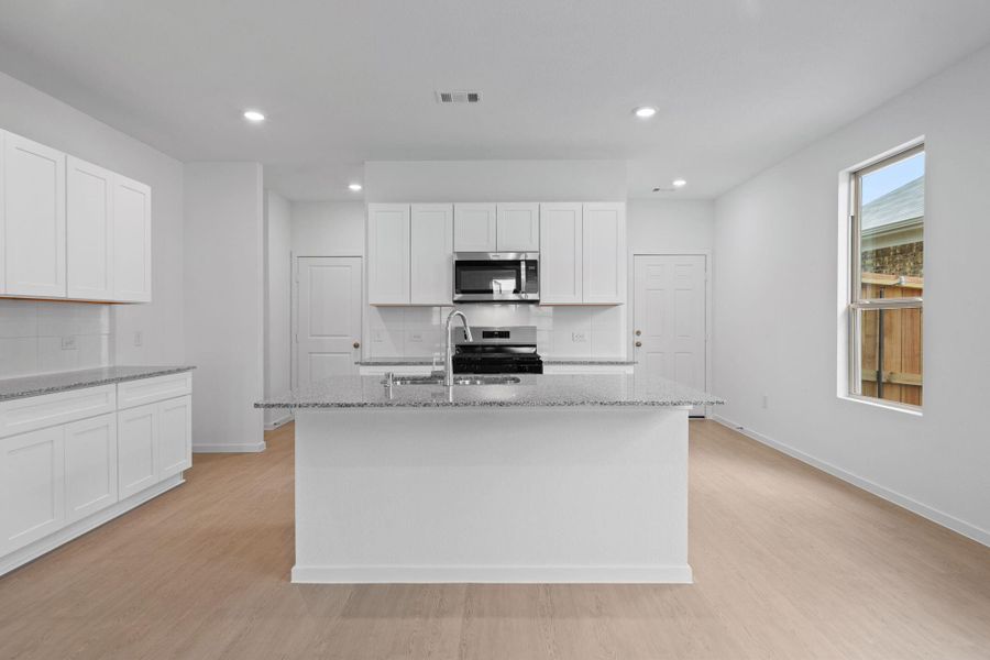 Furnished interior view inside a new home in Mavera, Conroe (Image 8).