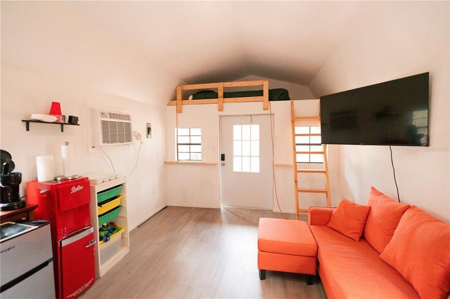 Furnished interior view inside a new home in , Bronson (Image 17).