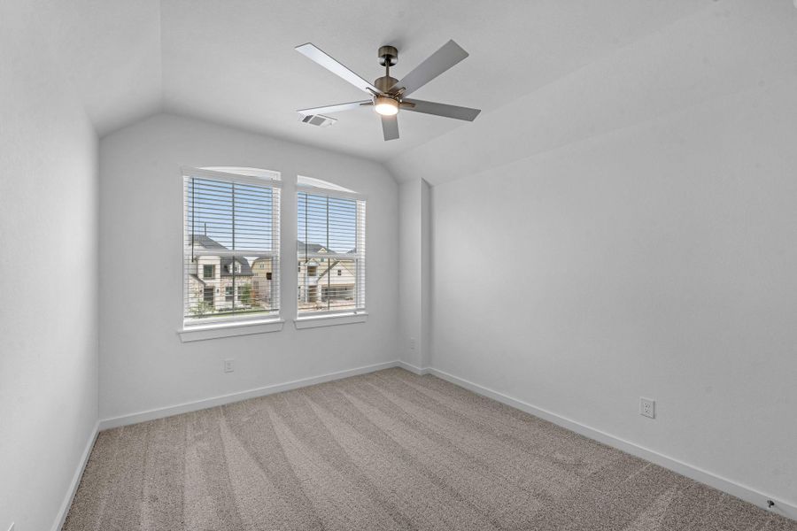 Spacious, unfurnished interior of a new home in Grand Mason Crossing, Katy (Image 24). Spacious, unfurnished interior of a new home in Grand Mason Crossing, Katy (Image 24).